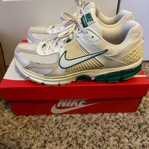 Nike Zoom Vomero 5 NBHD